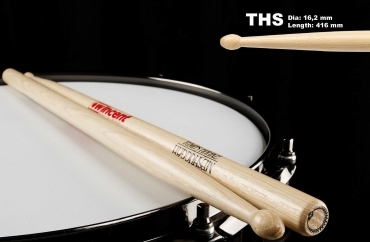 Tomas Haake Signature